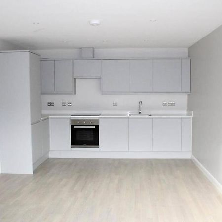 דירות אפסום Marvellous New Build 2 Bed Flat - 1 Ophelia Court מראה חיצוני תמונה