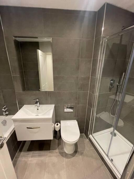 דירות אפסום Marvellous New Build 2 Bed Flat - 1 Ophelia Court מראה חיצוני תמונה